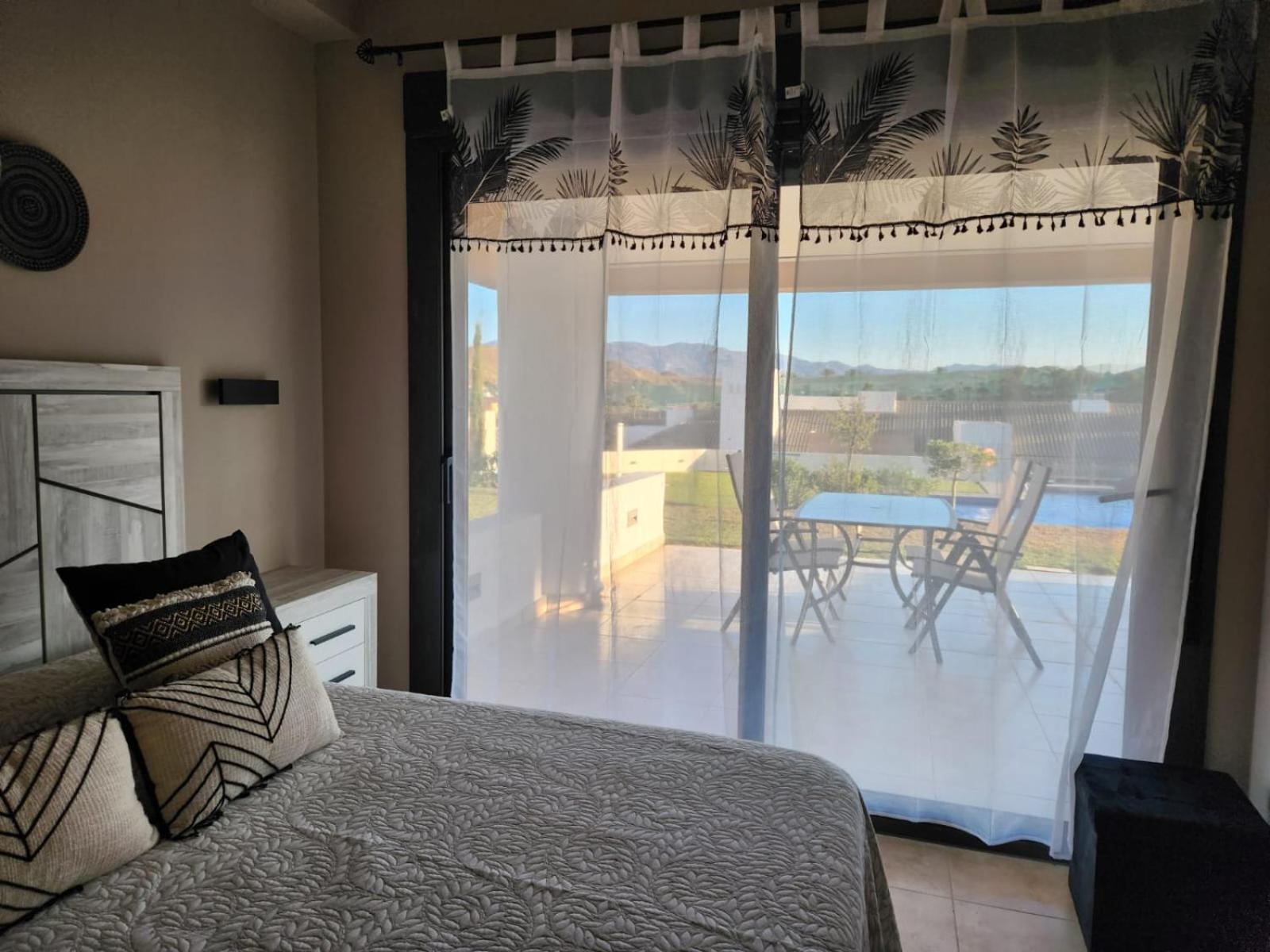 Bajo Con Vistas A La Piscina En Valle Del Este Golf Vera Exteriör bild