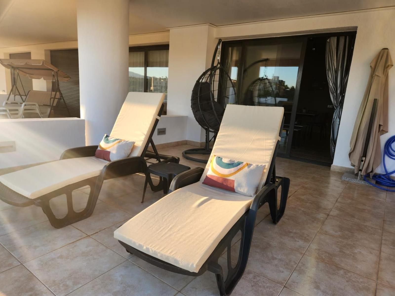 Bajo Con Vistas A La Piscina En Valle Del Este Golf Vera Exteriör bild