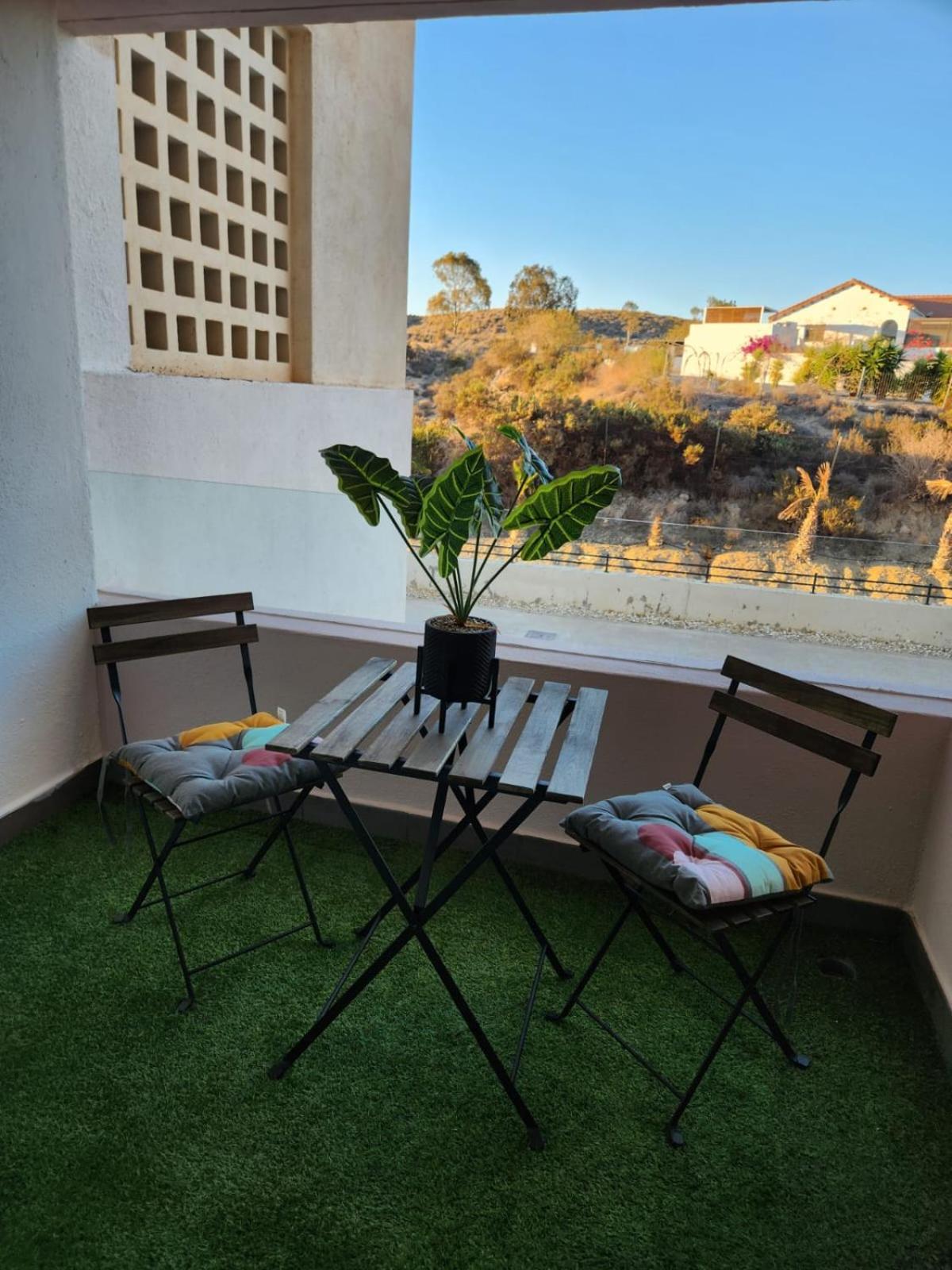 Bajo Con Vistas A La Piscina En Valle Del Este Golf Vera Exteriör bild