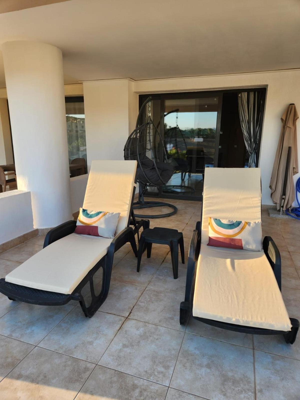 Bajo Con Vistas A La Piscina En Valle Del Este Golf Vera Exteriör bild